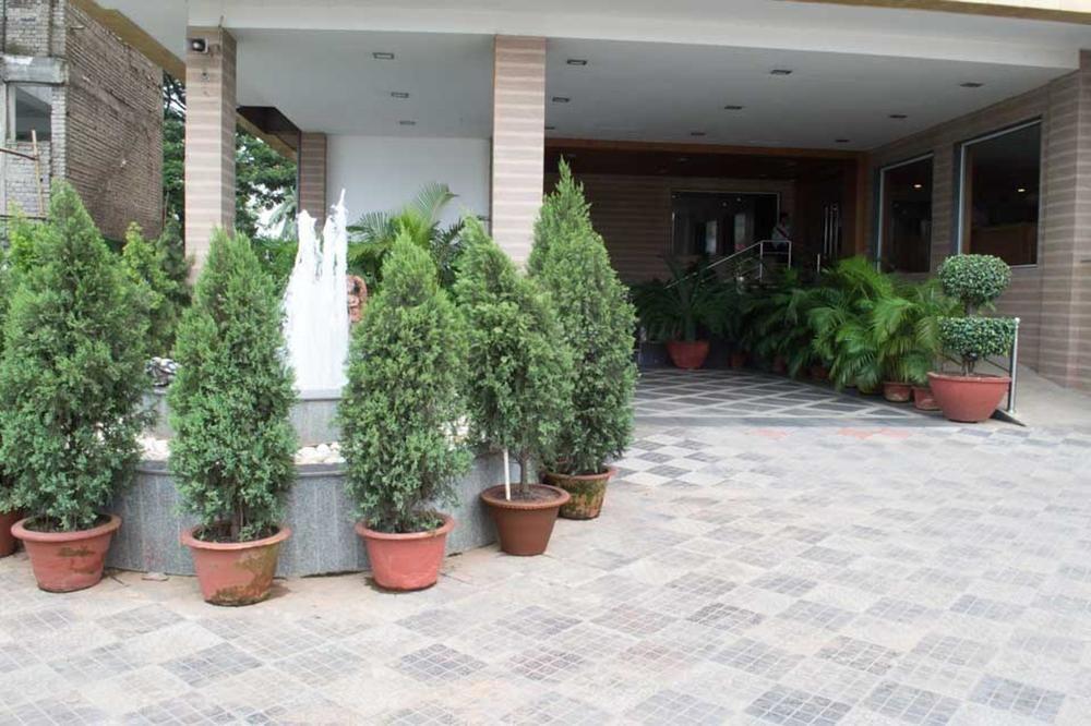 Oyo Premium Vani Vihar Bhubaneswar Exterior foto